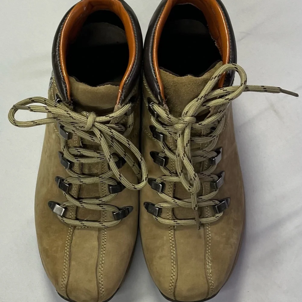 Timberland Woodland Brown Nubuck Tan Hiking Boots - 7.5